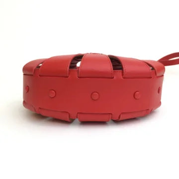 Luxury Soluciens Pre-Owned Bottega Veneta Shell Bag in Red Calfskin Leather