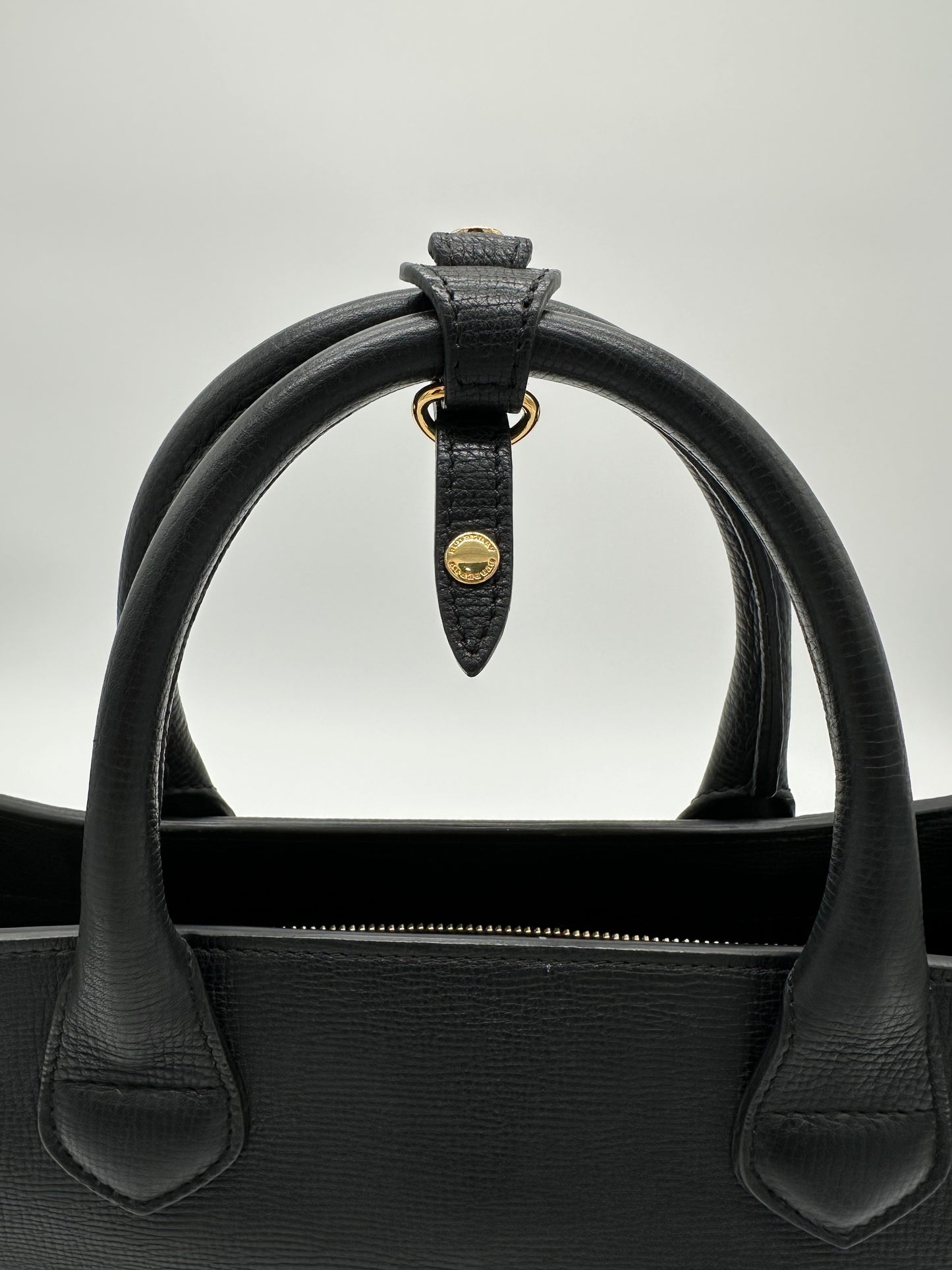 Luxury Soluciens Pre-owned Burberry Black leather tote with Nova check sides