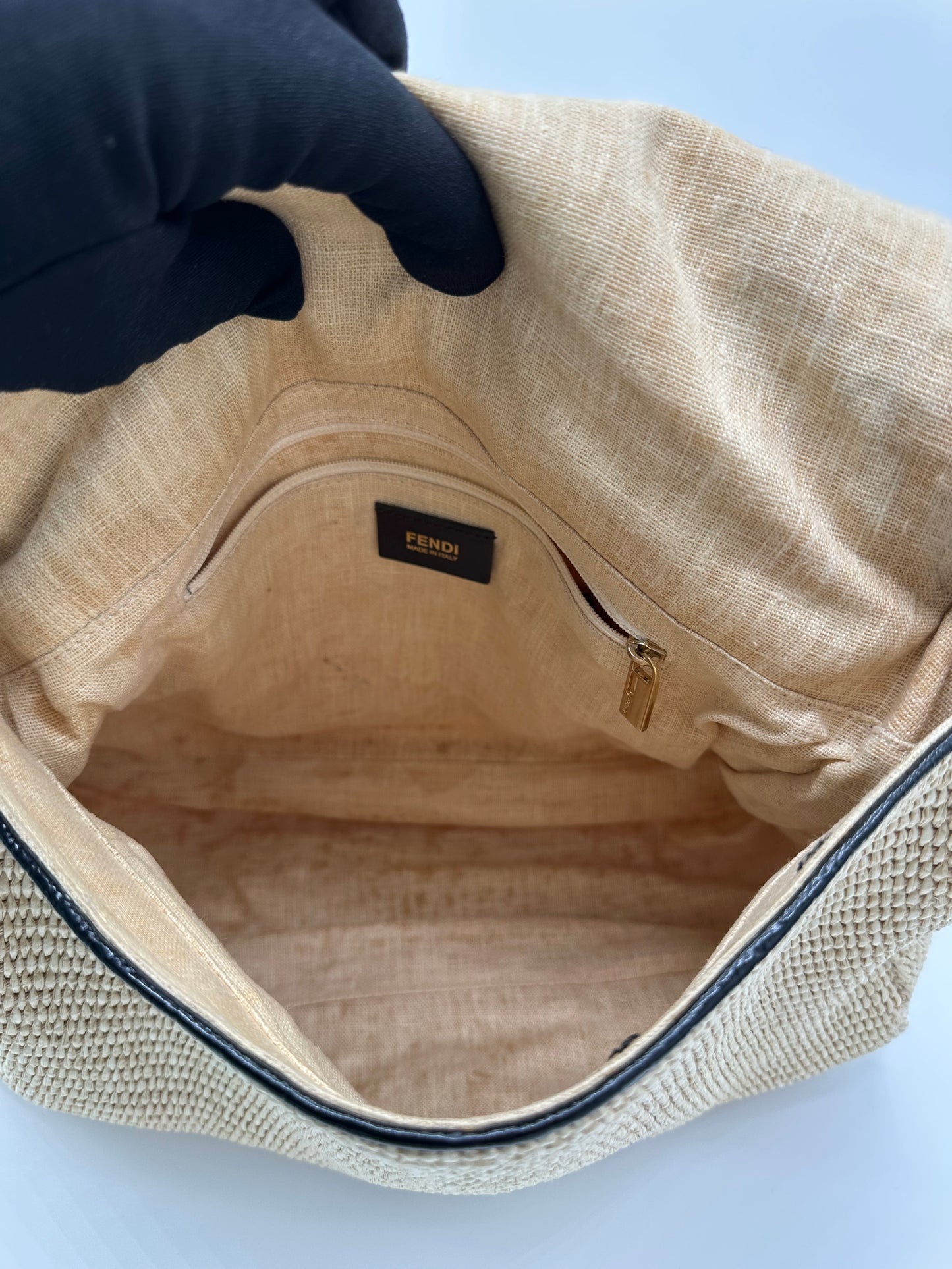 Luxury Soluciens Pre-owned Fendi large baguette raffia shoulder bag