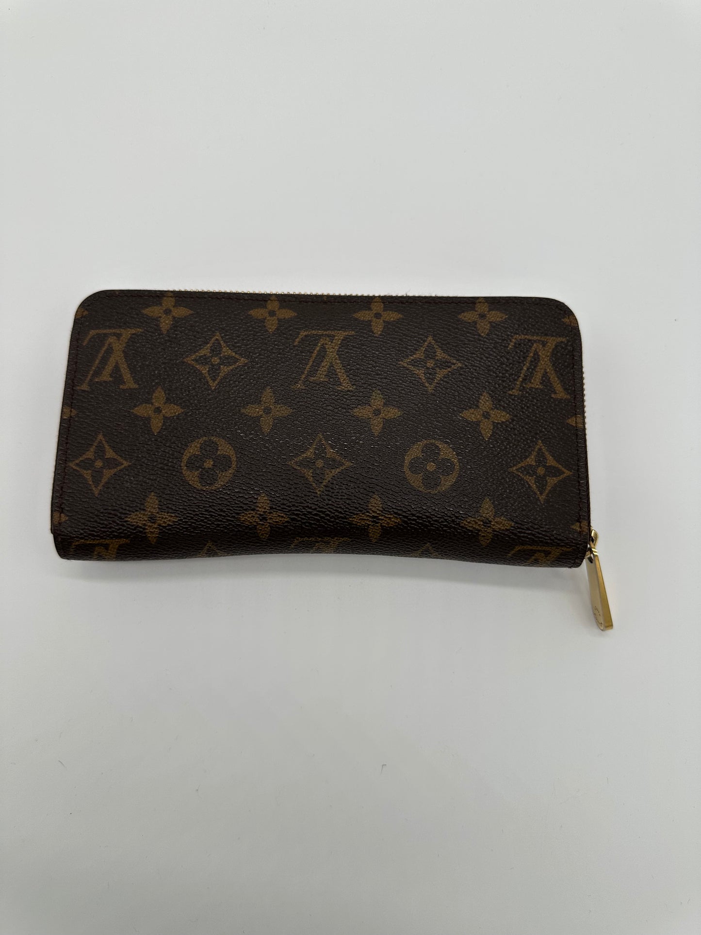Luxury Soluciens Pre-owned Louis Vuitton monogram canvas zippy wallet
