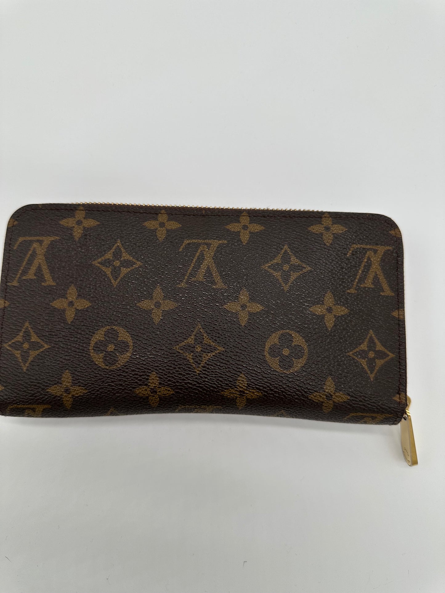Luxury Soluciens Pre-owned Louis Vuitton monogram canvas zippy wallet