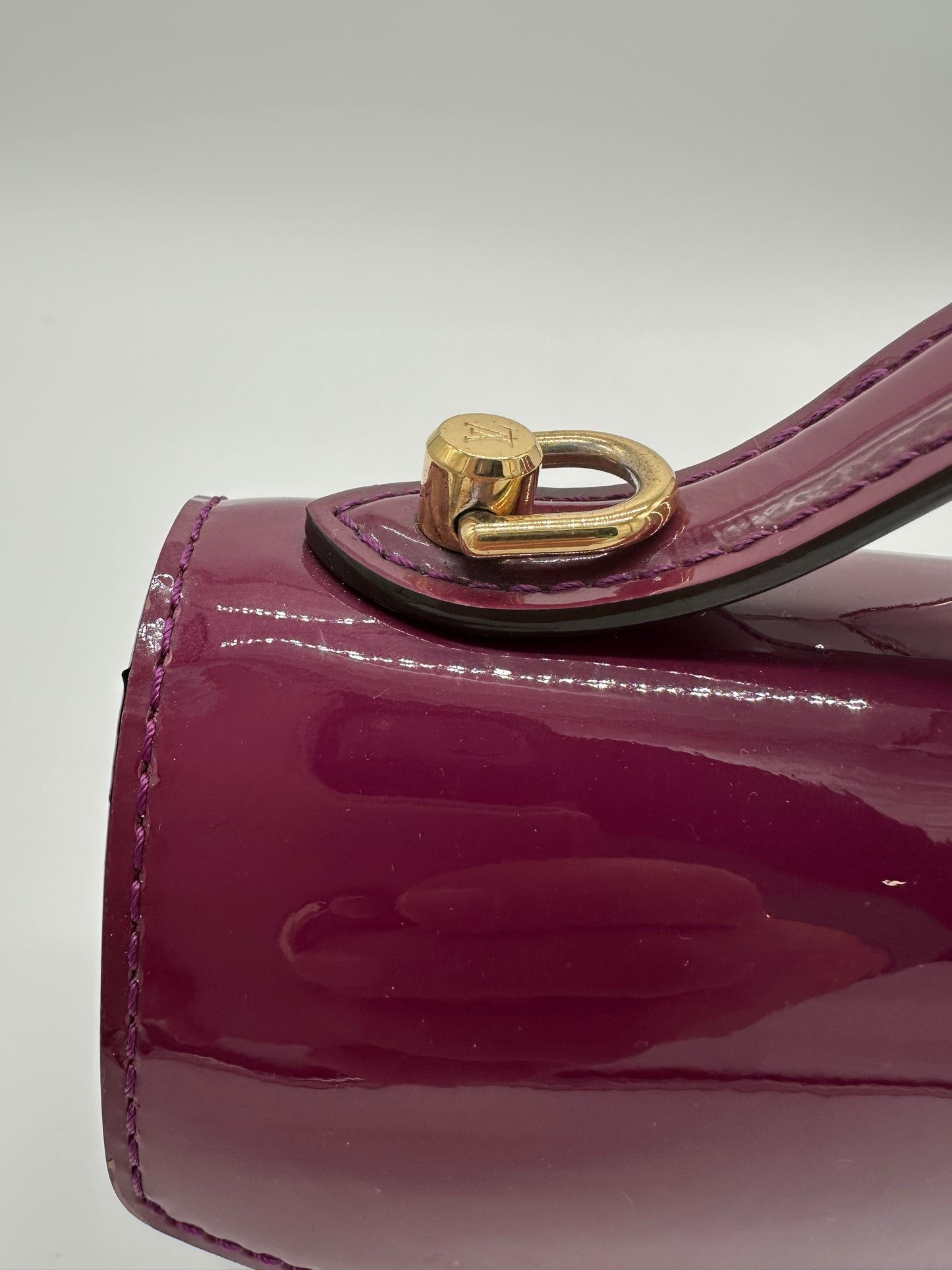 Luxury Soluciens Pre-owned Louis Vuitton patent leather two way crossbody bag