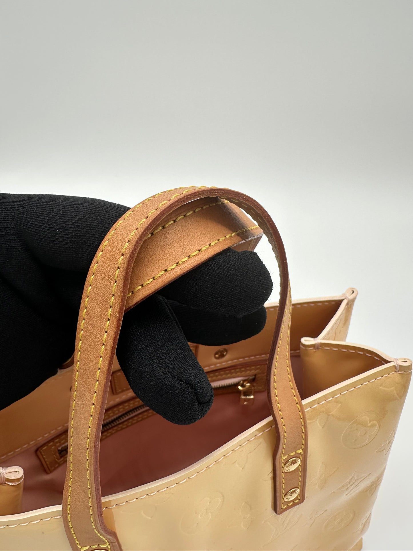 Luxury Soluciens Pre-owned Louis Vuitton Vintage Vernis Patent Reade