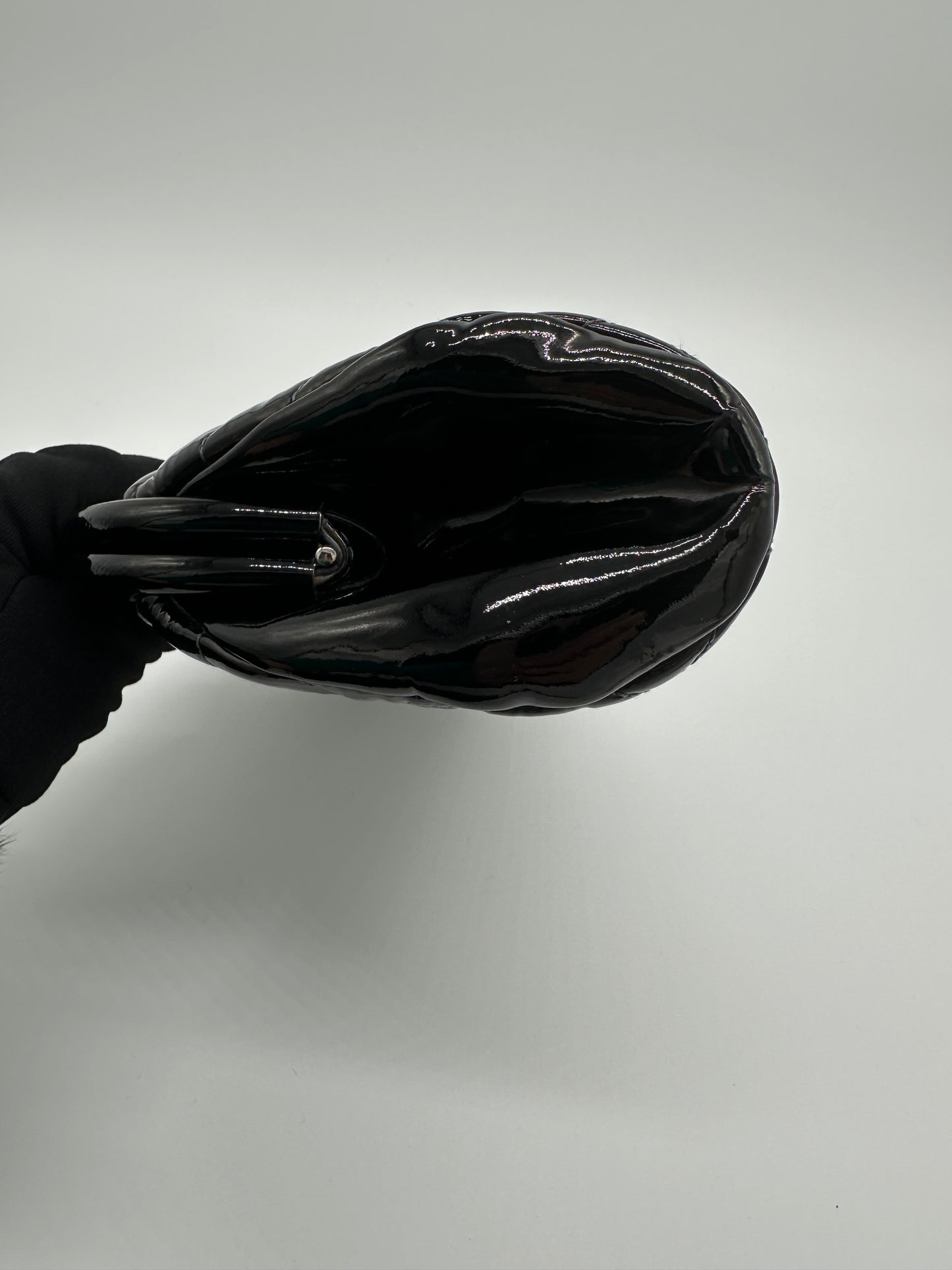 Luxury Soluciens Pre-owned Chanel black patent leather quilted timeless clutch with silver toned hardware