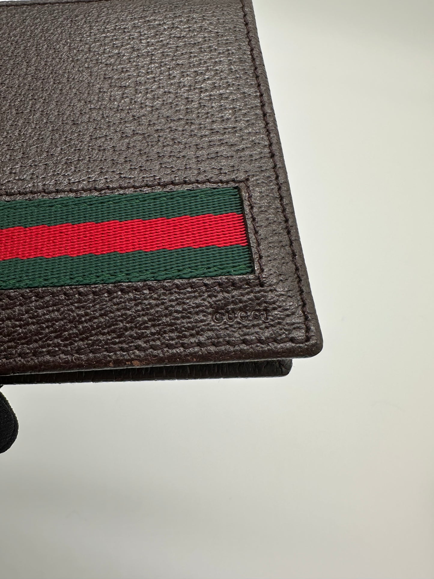 Luxury Soluciens Pre-owned Gucci Ophedia Mens leather wallet