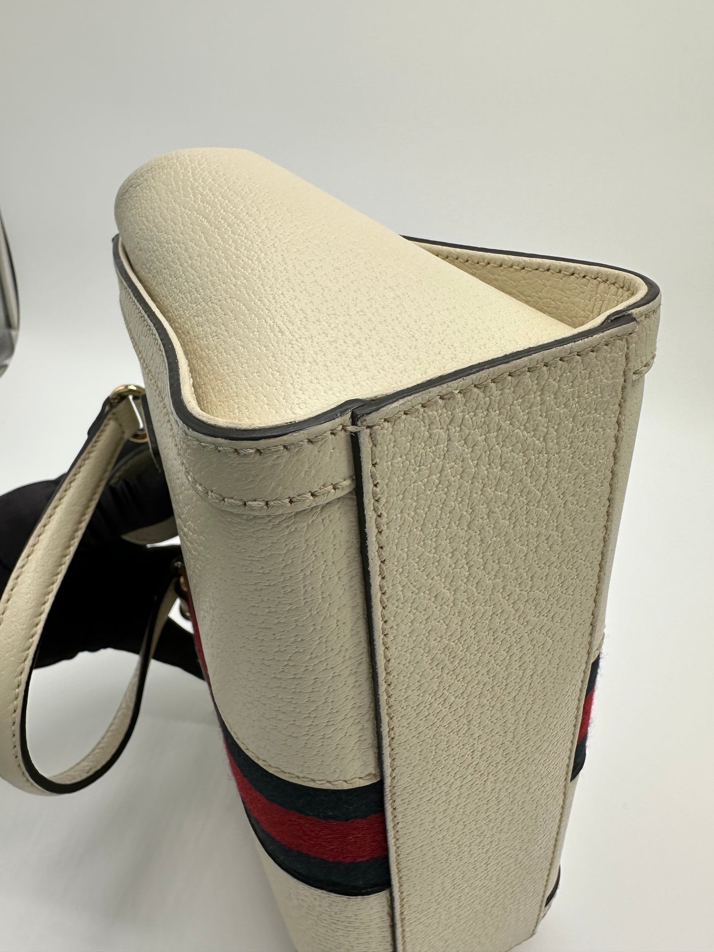 Luxury Soluciens Pre-owned Gucci Ophedia leather small tote