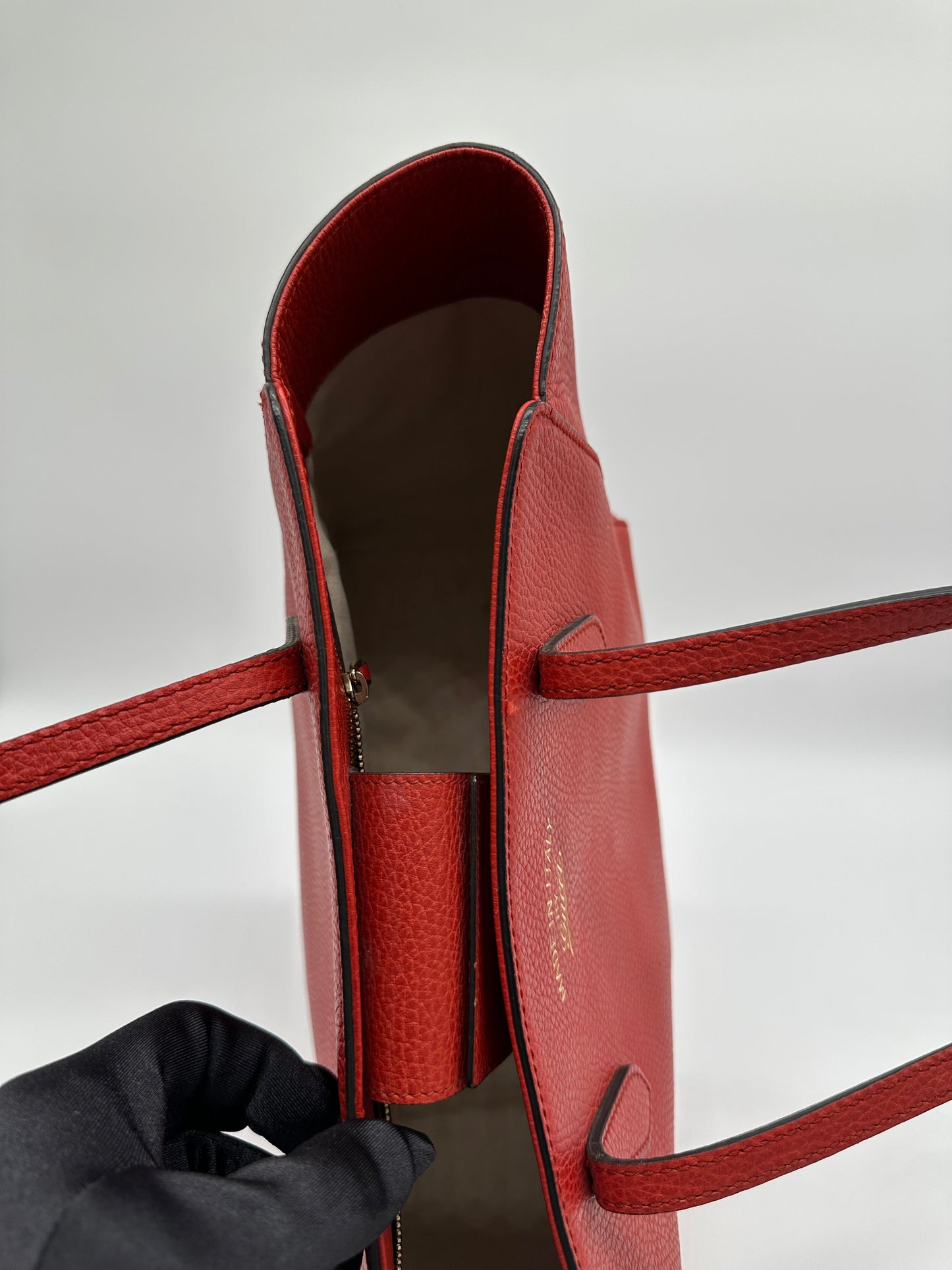 Luxury Soluciens Pre-owned Gucci Leather Tote in Red