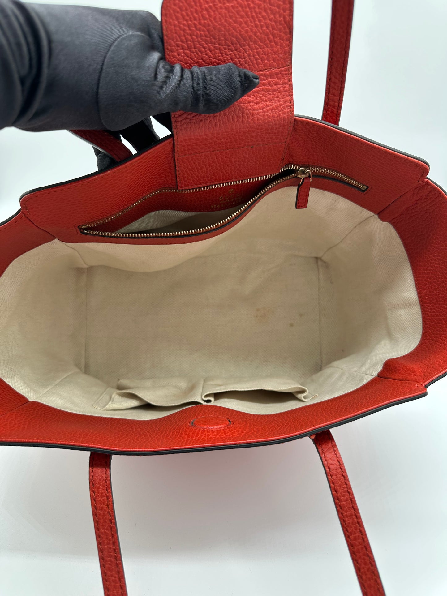 Luxury Soluciens Pre-owned Gucci Leather Tote in Red