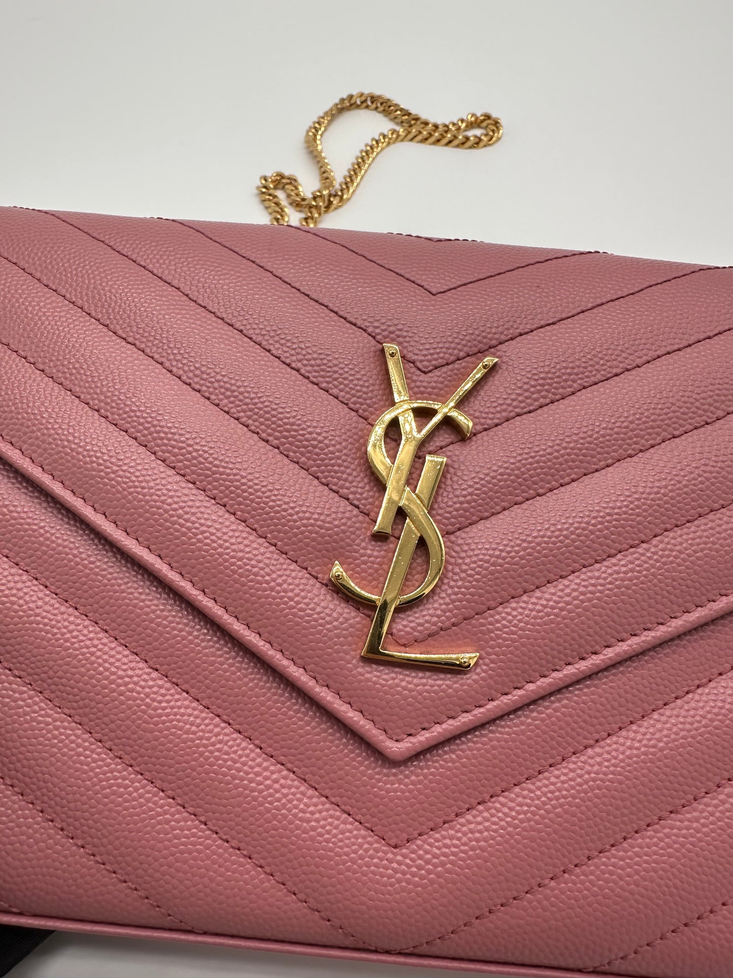 Luxury Soluciens Pre-Owned YSL Pink textured leather Cassandre WOC