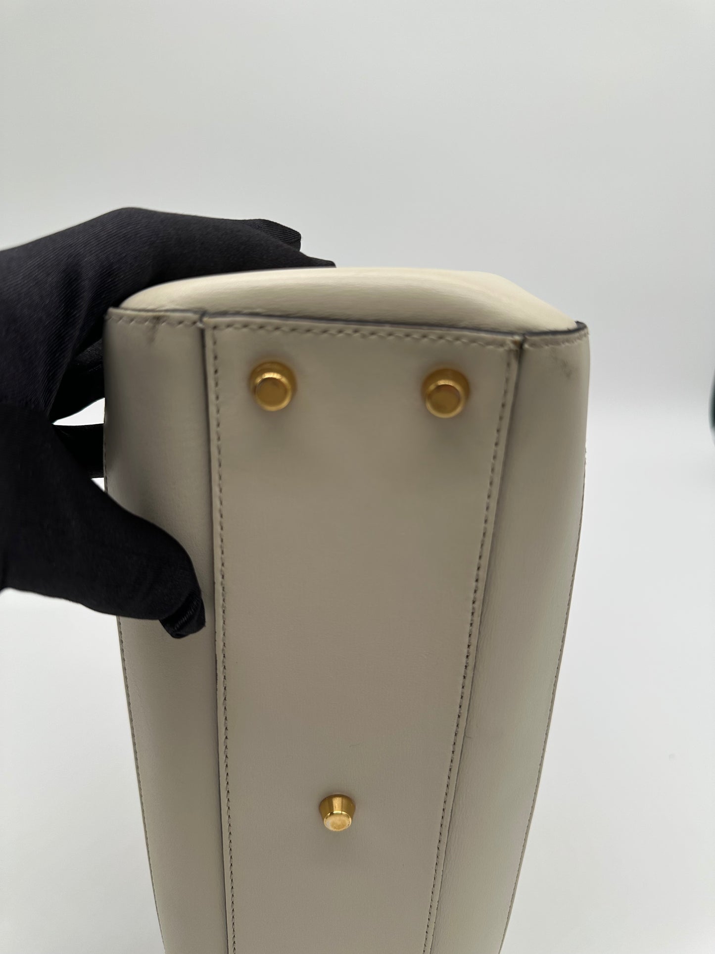 Luxury Soluciens Pre-Owned Gucci Medium tote in Off White Leather
