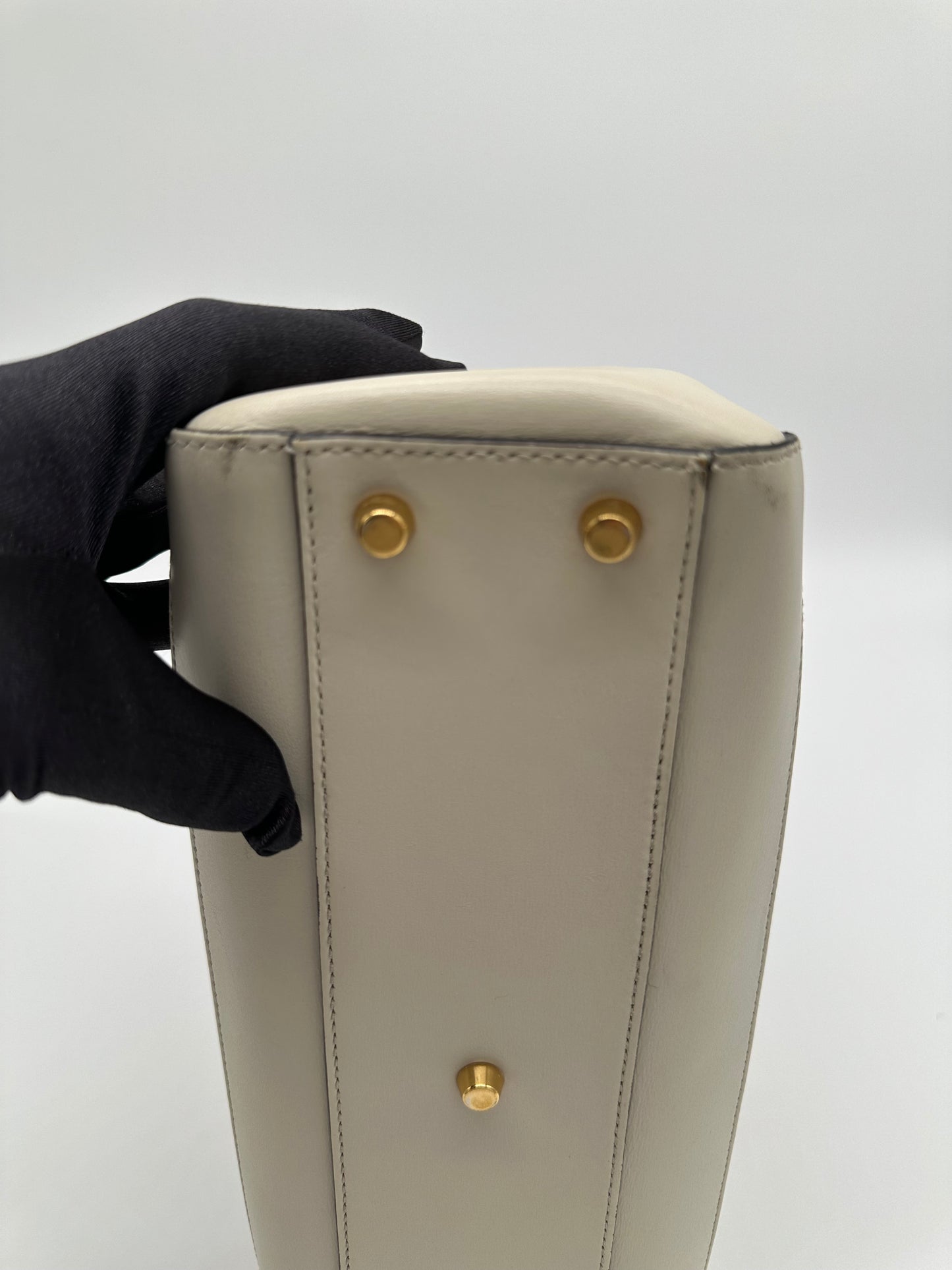 Luxury Soluciens Pre-Owned Gucci Medium tote in Off White Leather