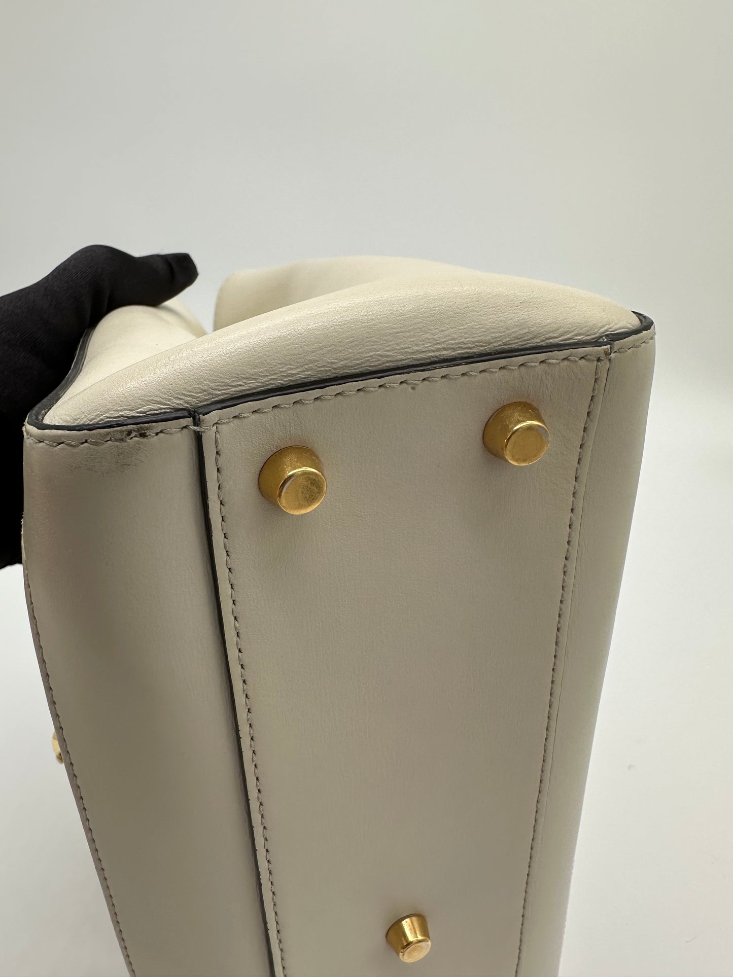 Luxury Soluciens Pre-Owned Gucci Medium tote in Off White Leather