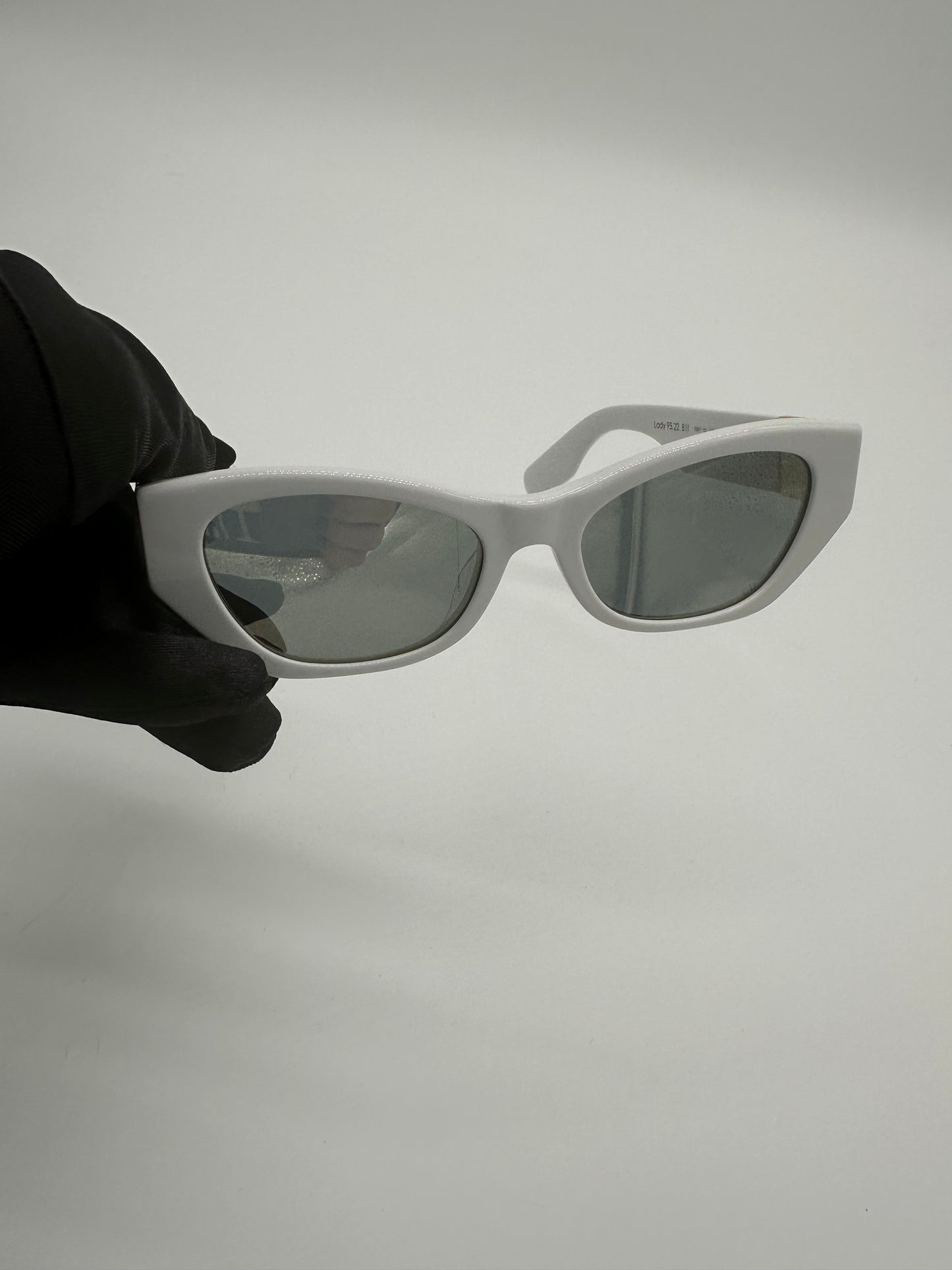 Luxury Soluciens Pre-Owned Dior Cannage White Slim Sunglasses