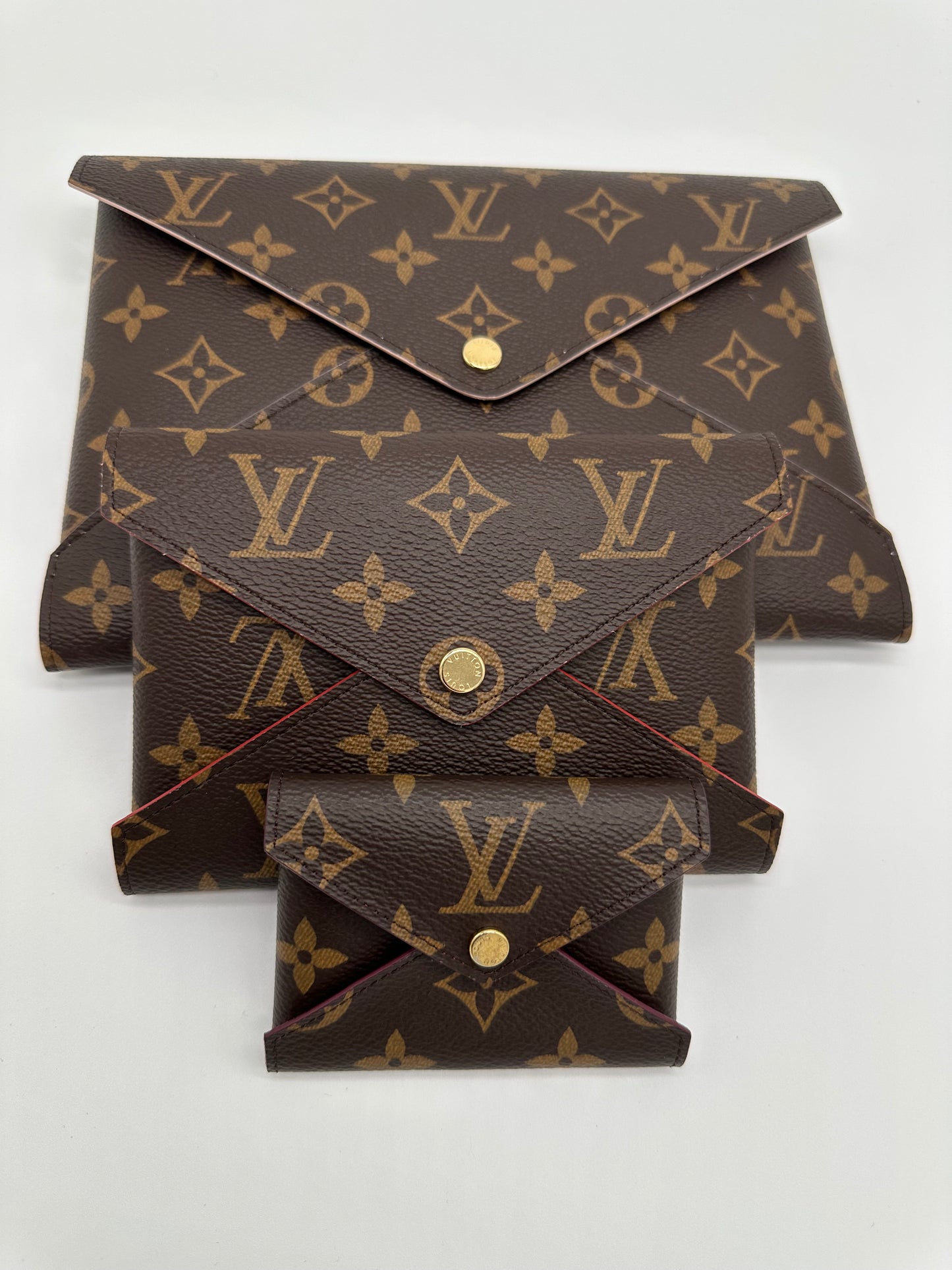 Luxury Soluciens Pre-Owned Louis Vuitton Monogram Canvas Envelope Pouch Set