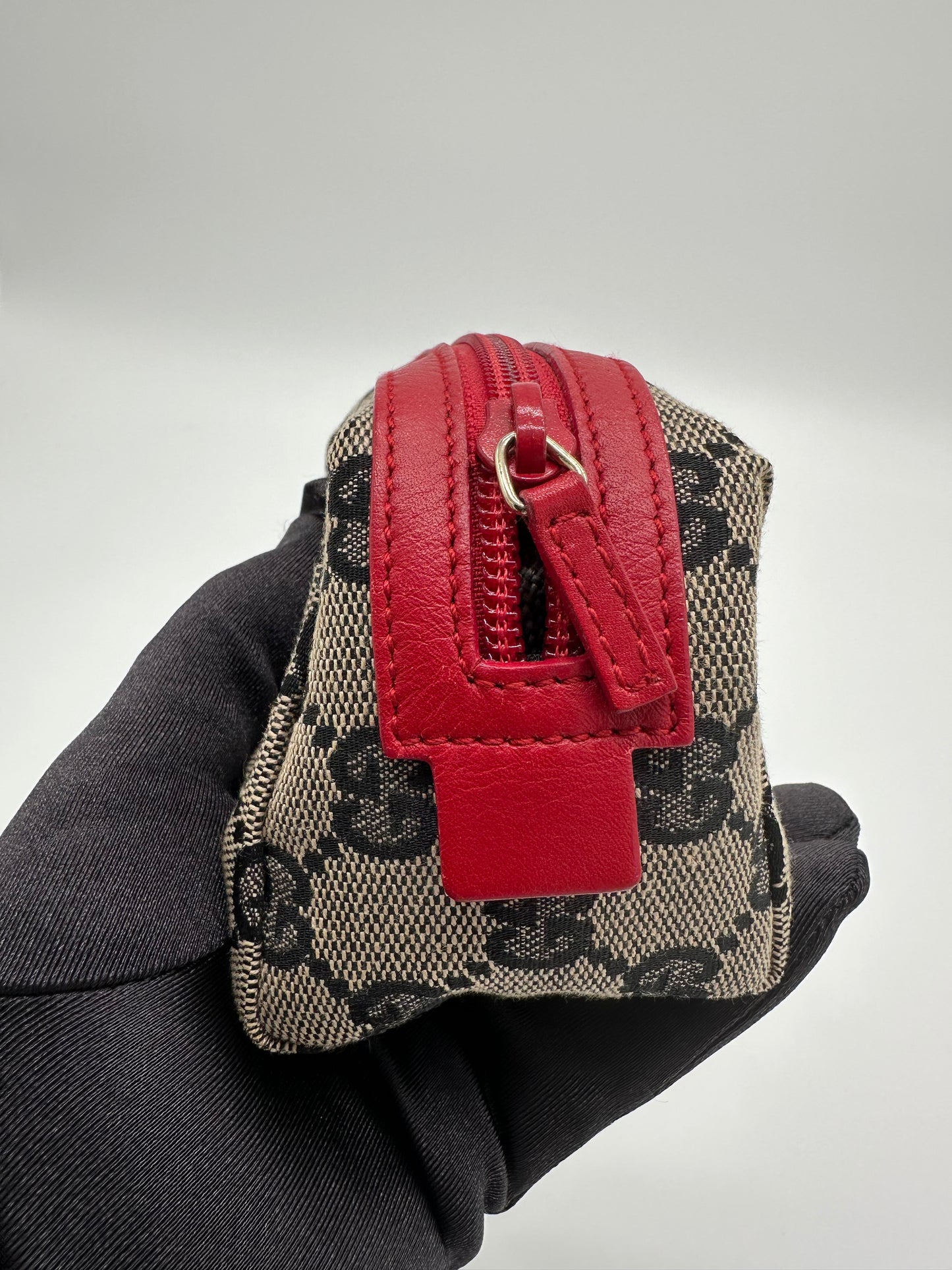 Luxury Soluciens Pre-Owned Gucci Monogram Cosmetics Pouch