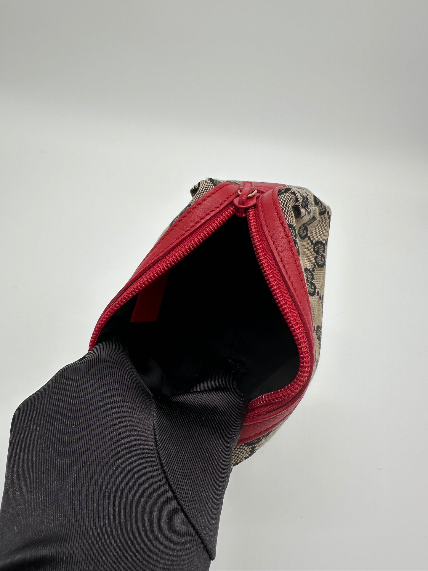 Luxury Soluciens Pre-Owned Gucci Monogram Cosmetics Pouch
