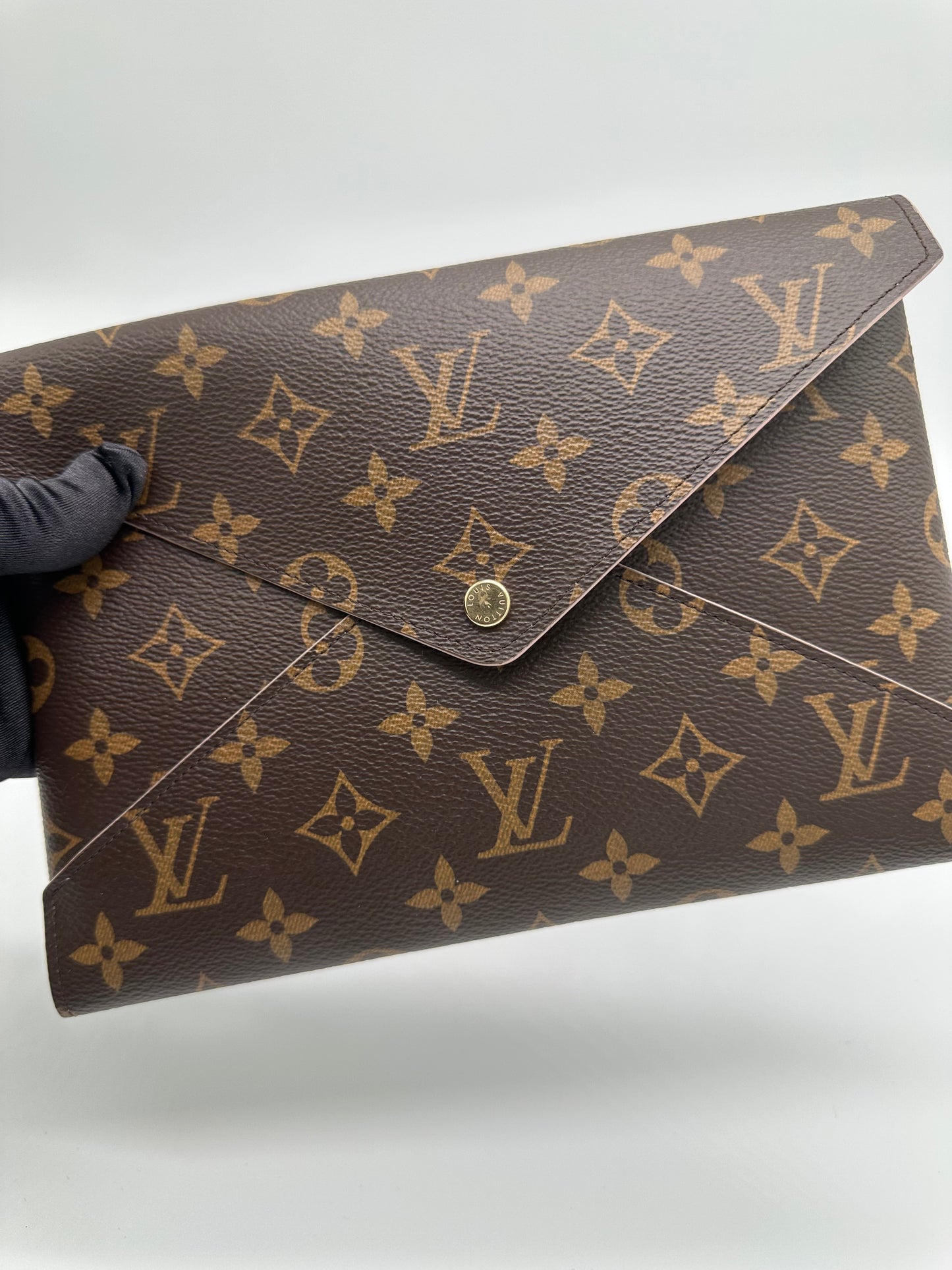 Luxury Soluciens Pre-owned Louis Vuitton monogram Kirigami pochette