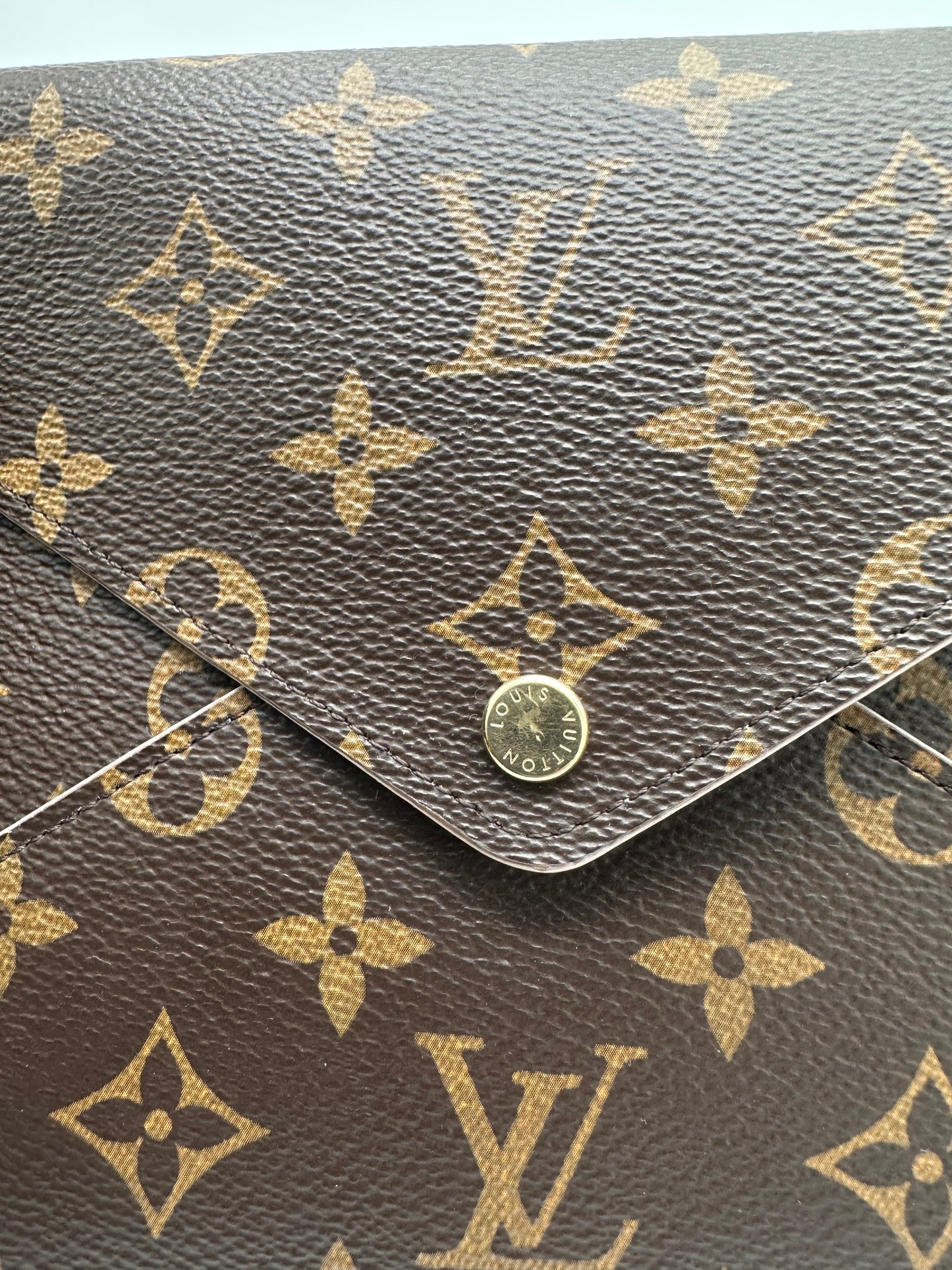 Luxury Soluciens Pre-owned Louis Vuitton monogram Kirigami pochette