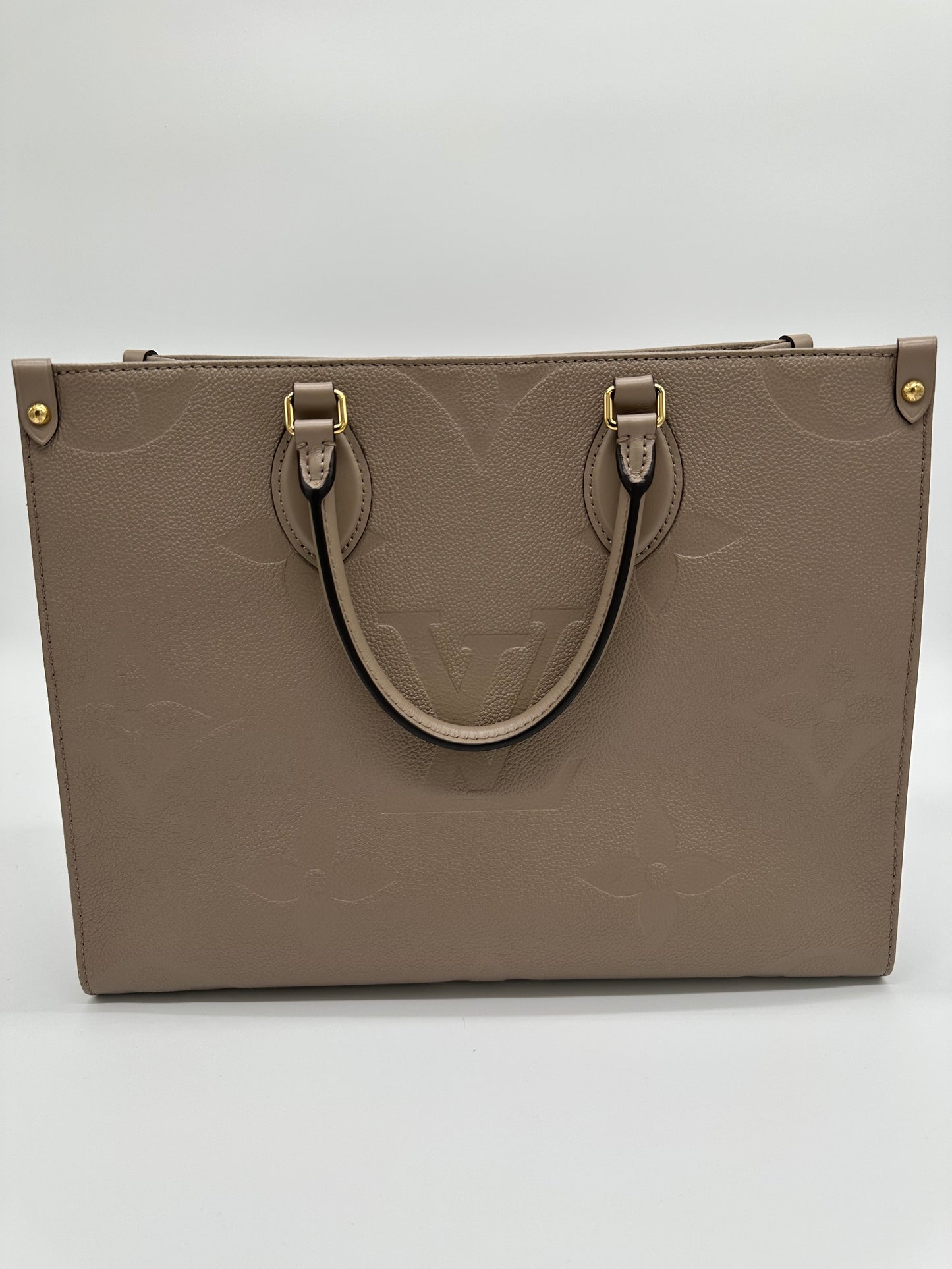 Luxury Soluciens Pre-owned Louis Vuitton MM on the Go in Empriente Leather in Turtle Dove