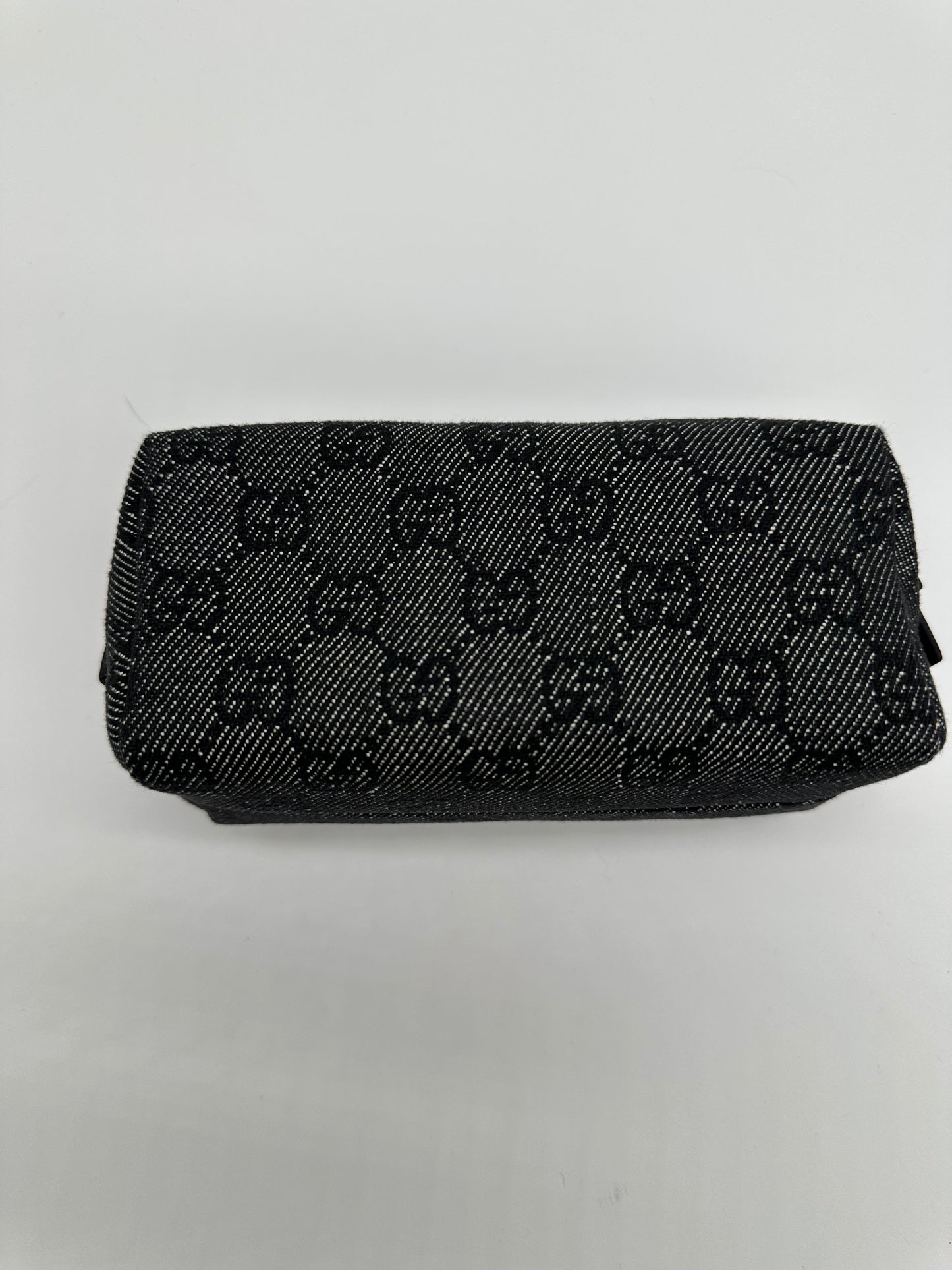 Luxury Soluciens Pre-owned Gucci Black Canvas and Leather Cosmetics Case