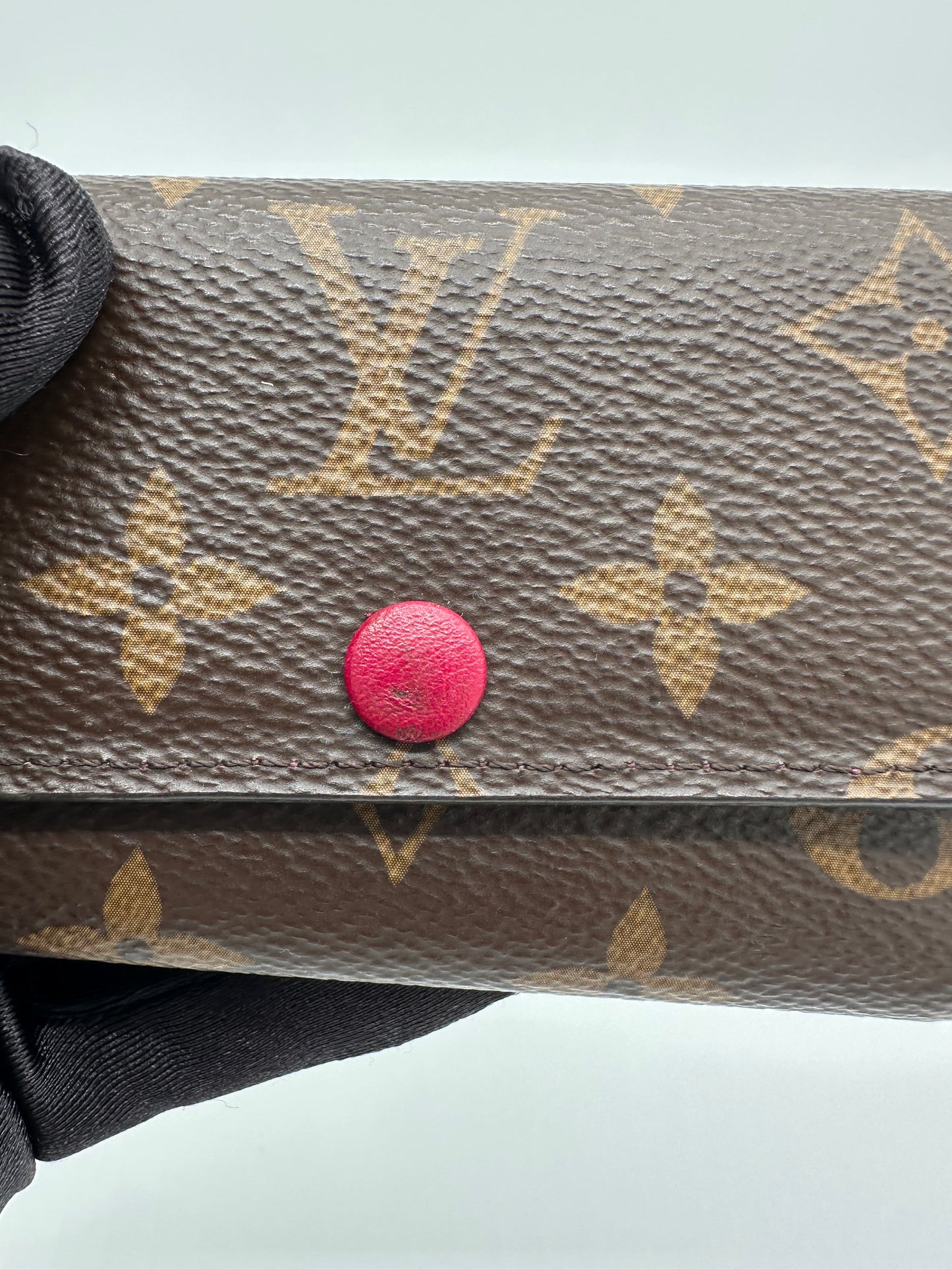 Luxury Soluciens Pre-owned Louis Vuitton 6 key, key holder in monogram canvas