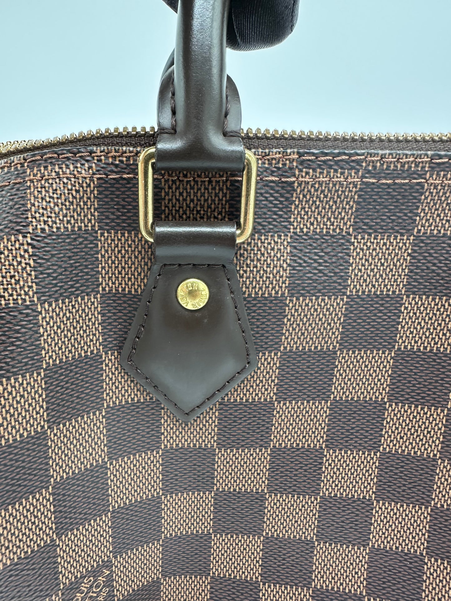 Luxury Soluciens Pre-Owned Louis Vuitton Damier Ebene Speedy Bandolier 25