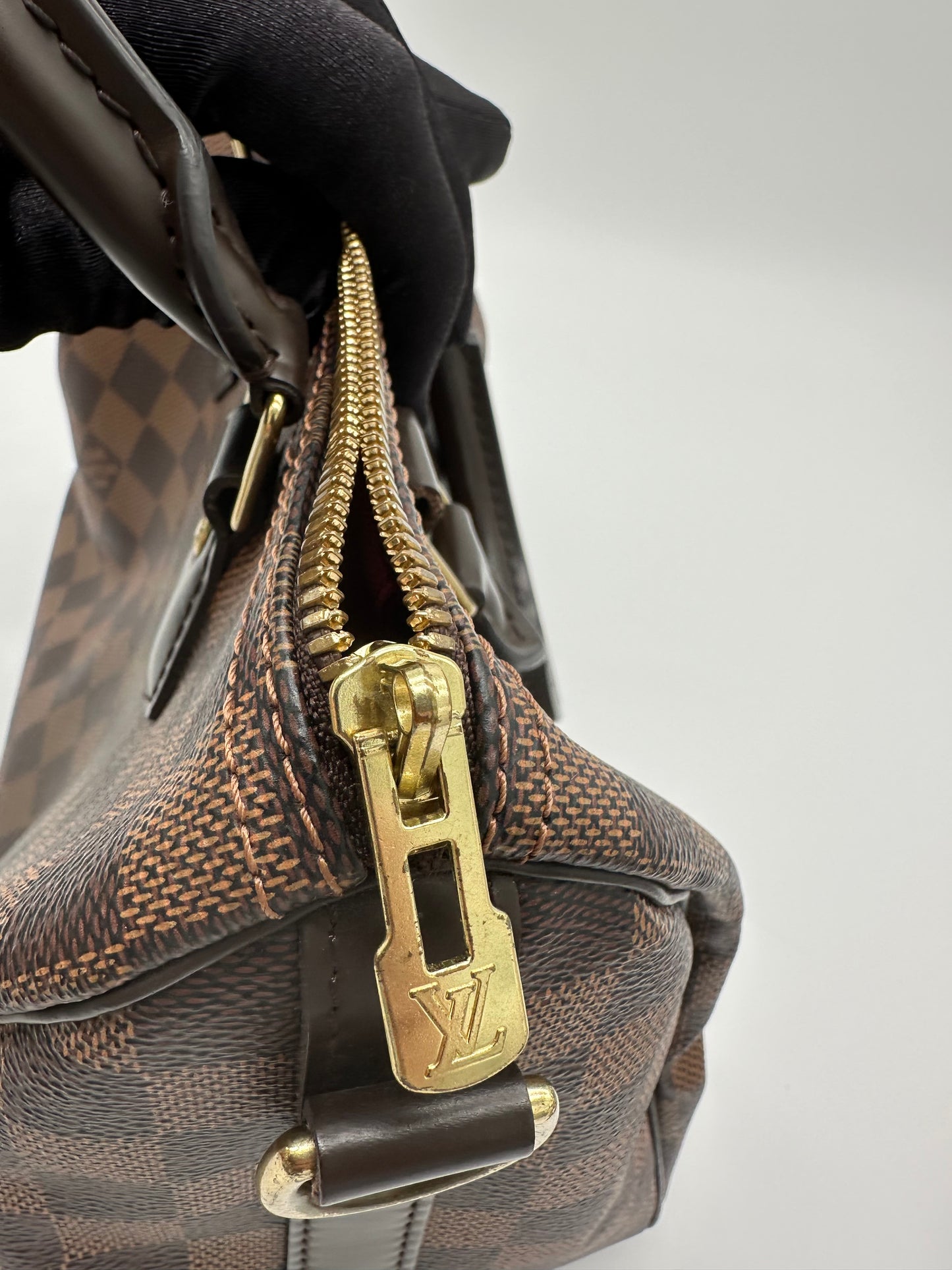 Luxury Soluciens Pre-Owned Louis Vuitton Damier Ebene Speedy Bandolier 25