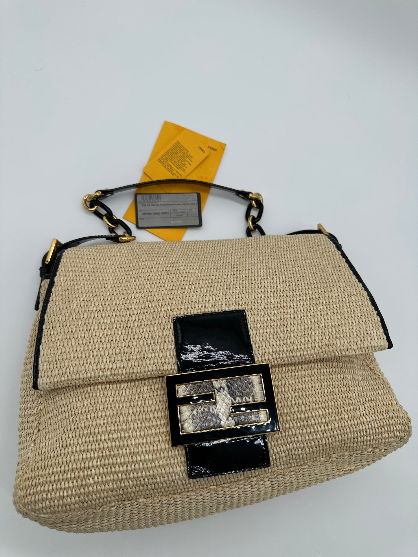 Luxury Soluciens Pre-owned Fendi large baguette raffia shoulder bag