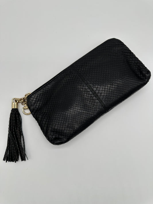 Luxury Soluciens Pre-owned Gucci black python snakeskin clutch, with fringe tassel detail