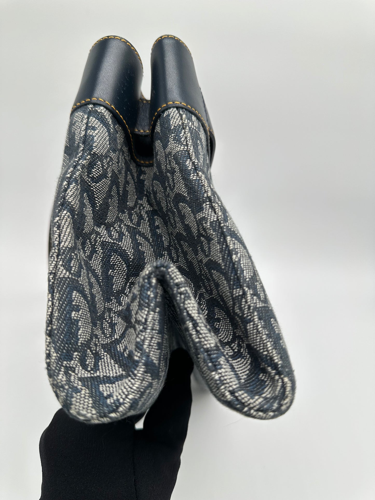 Luxury Soluciens Pre-owned Dior Vintage Navy Monogram east/west tote