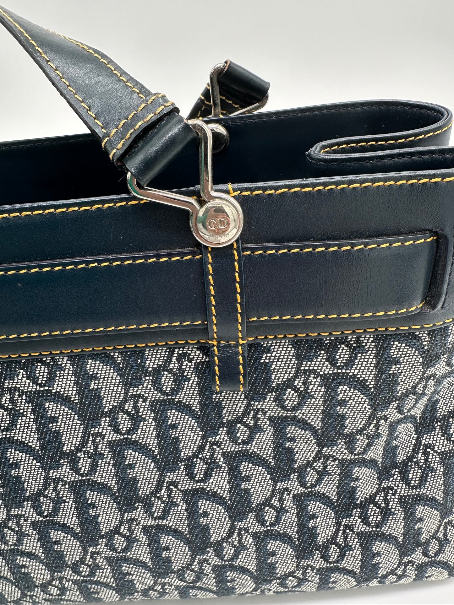 Luxury Soluciens Pre-owned Dior Vintage Navy Monogram east/west tote