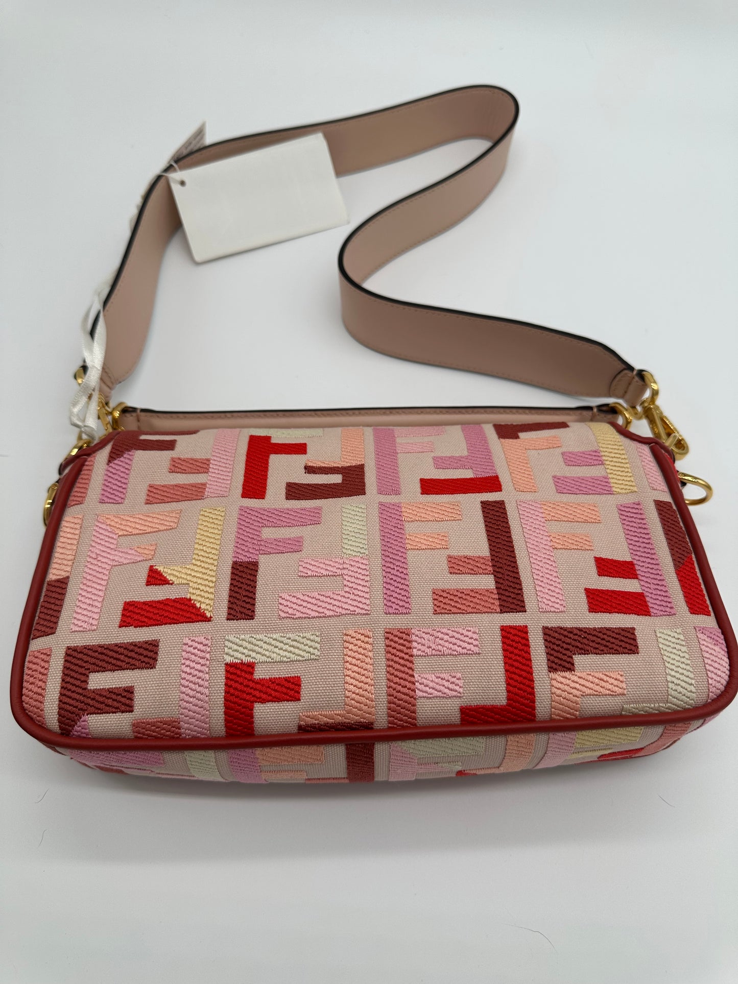 Luxury Soluciens Pre-owned Fendi Vitello King FF embroidered baguette,  Multicolor