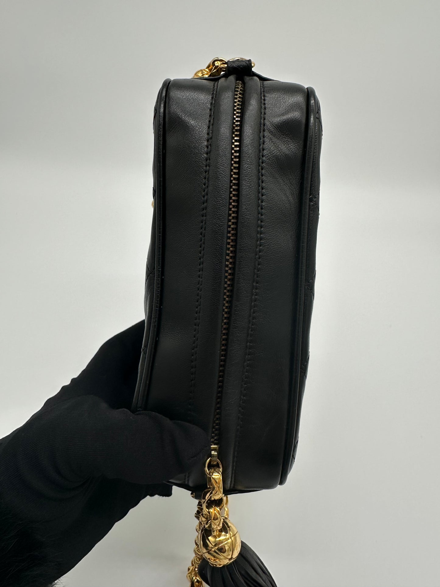 Luxury Soluciens Pre-owned Chanel Vintage lambskin camera bag with fringe tassel detail