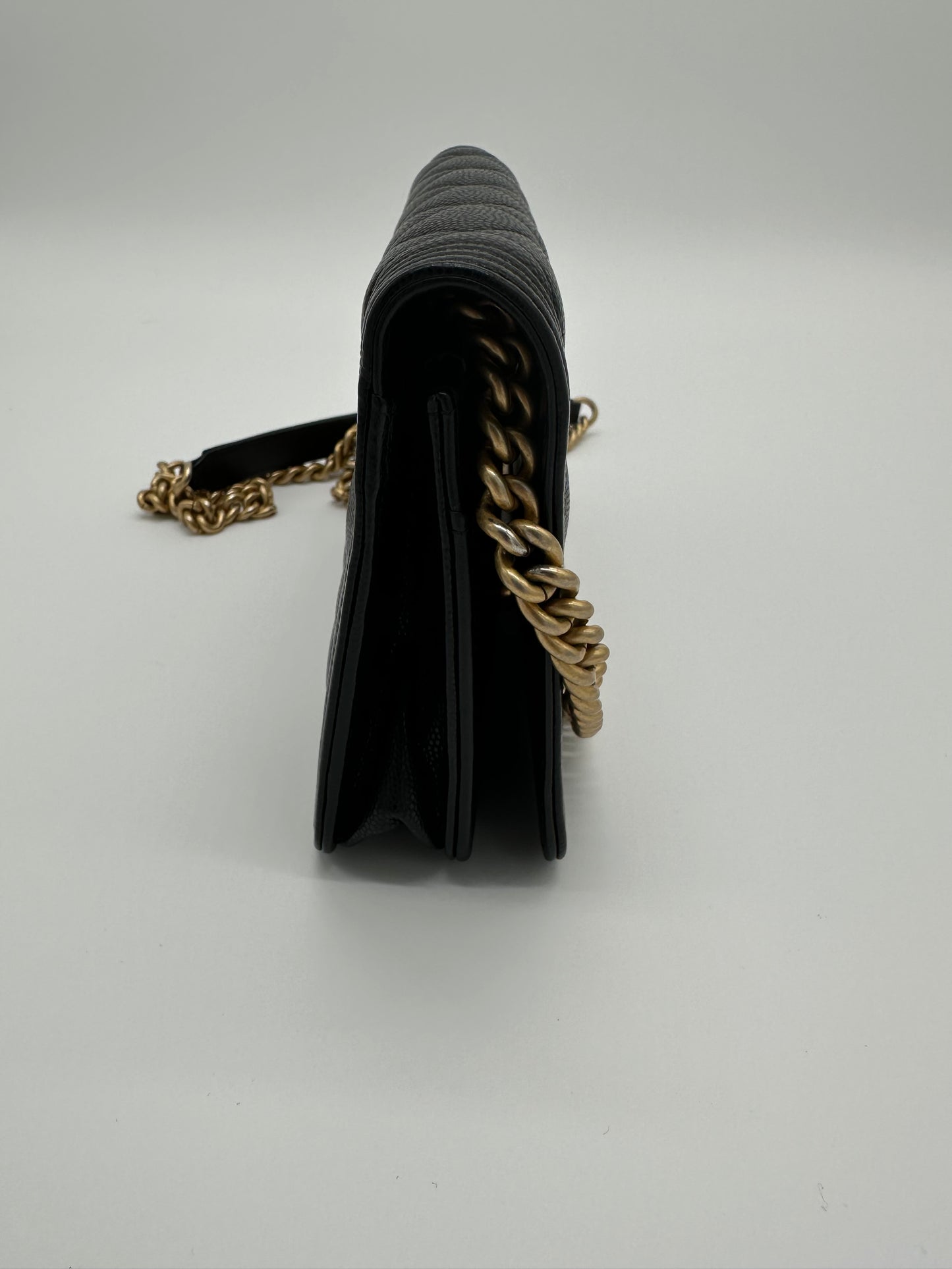 Luxury Soluciens Pre-Owned Chanel Wallet On a Chain in Black Caviar Leather