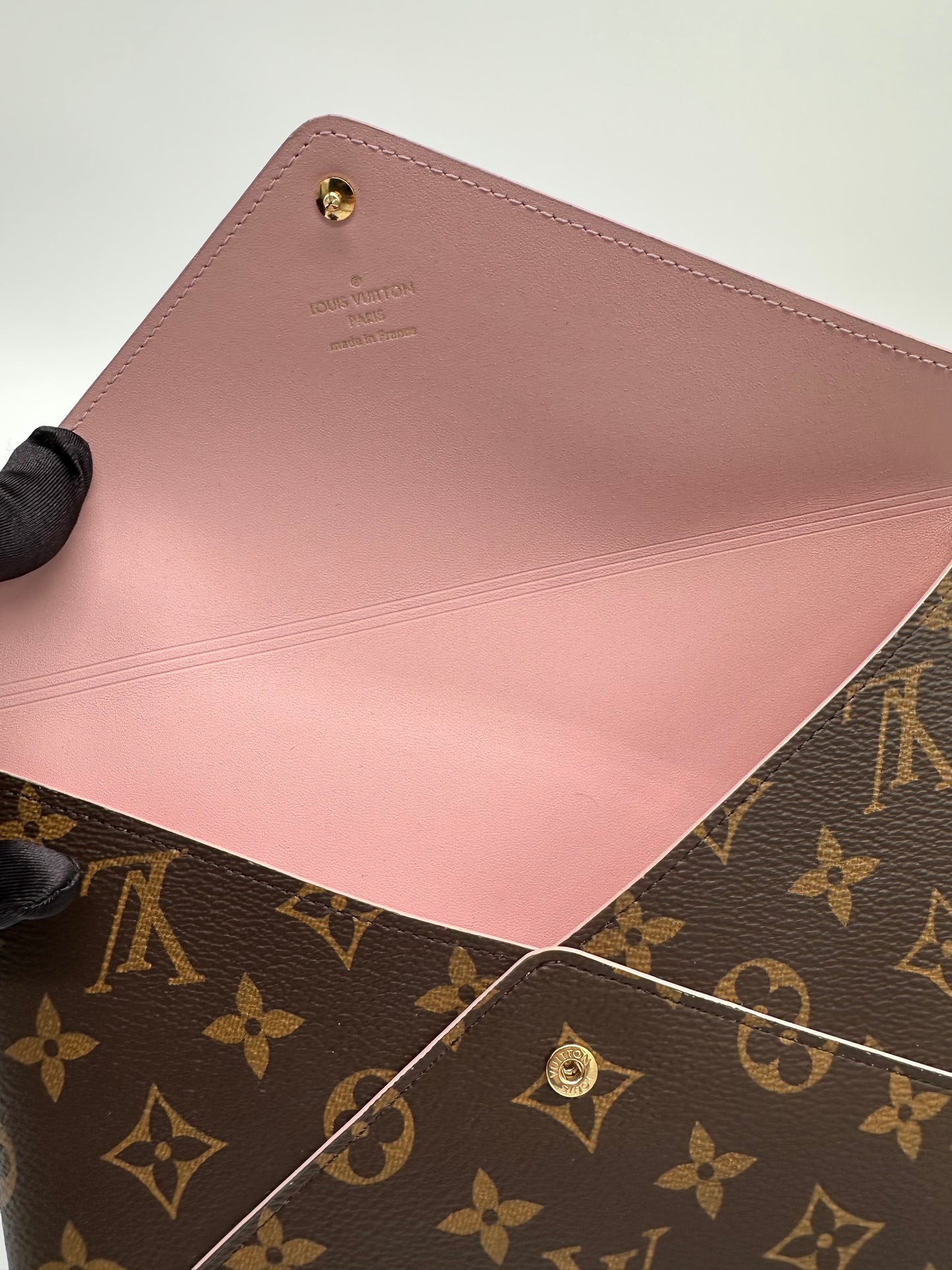 Luxury Soluciens Pre-Owned Louis Vuitton Monogram Canvas Envelope Pouch Set