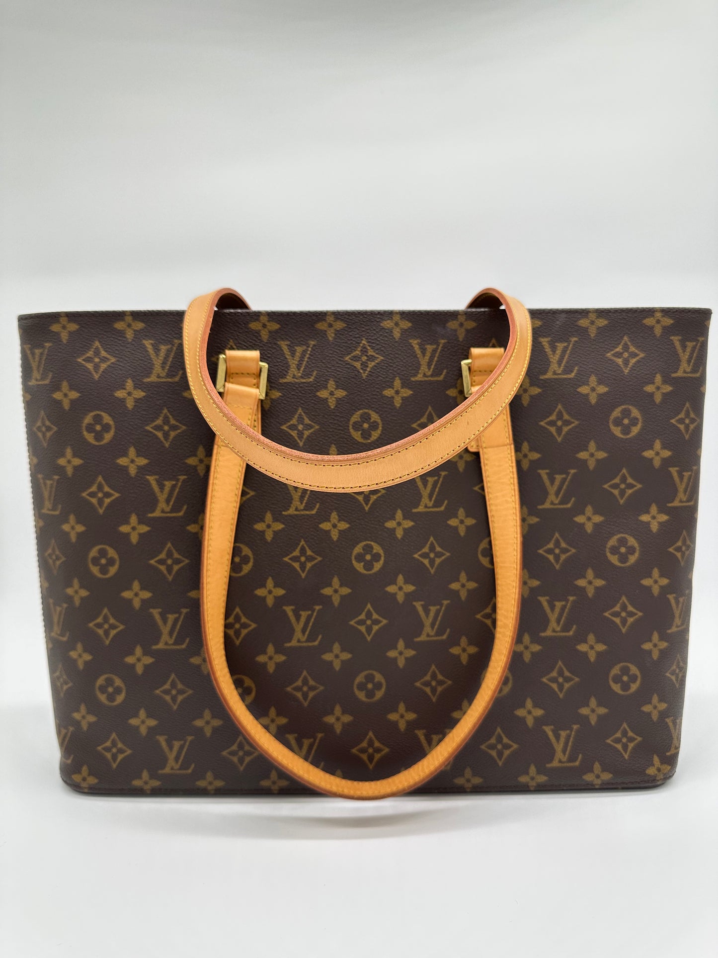 Luxury Soluciens Pre-Owned Louis Vuitton Vintage Luco Tote in Monogram Coated Canvas