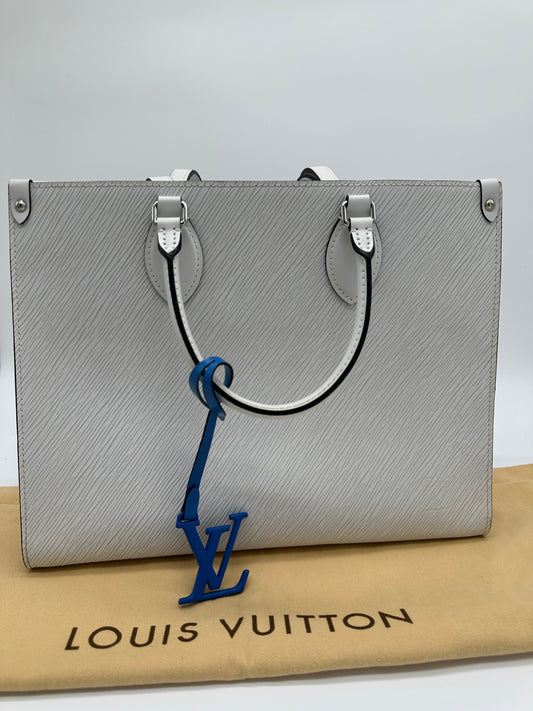 Luxury Soluciens Pre-Owned White Epi Leather On the Go MM