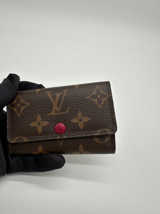 Luxury Soluciens Pre-owned Louis Vuitton 6 key, key holder in monogram canvas